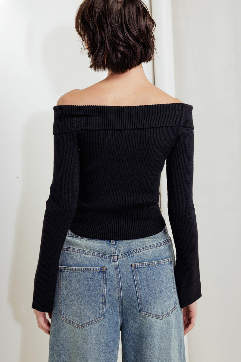 CHANGE OF PACE SWEATER TOP