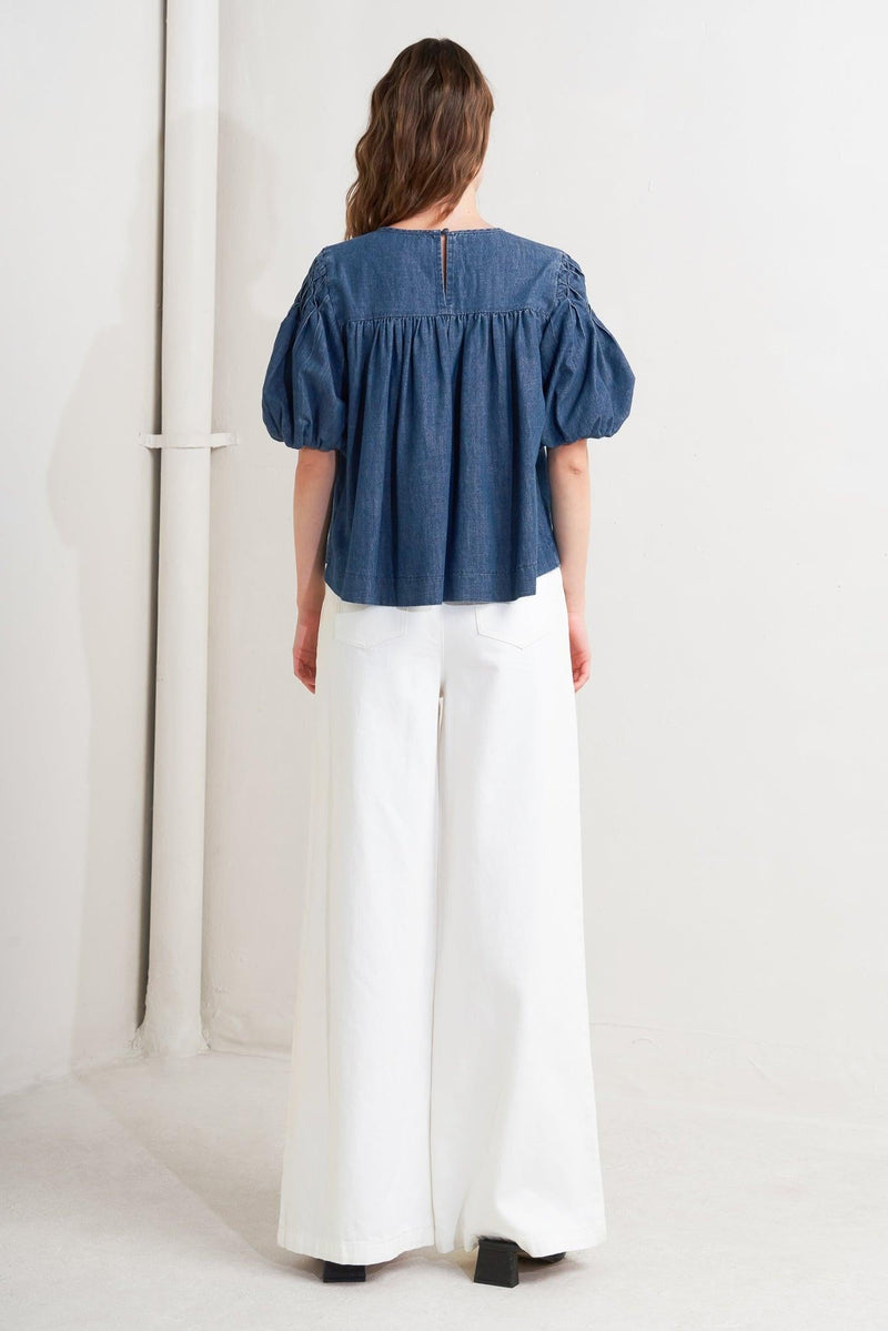 COTTAGE SPELL CHAMBRAY TOP