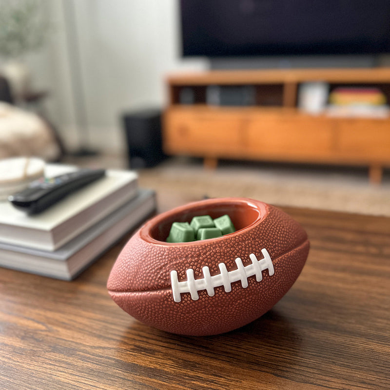 Huddle Up - August 2025 Scent & Warmer of the Month