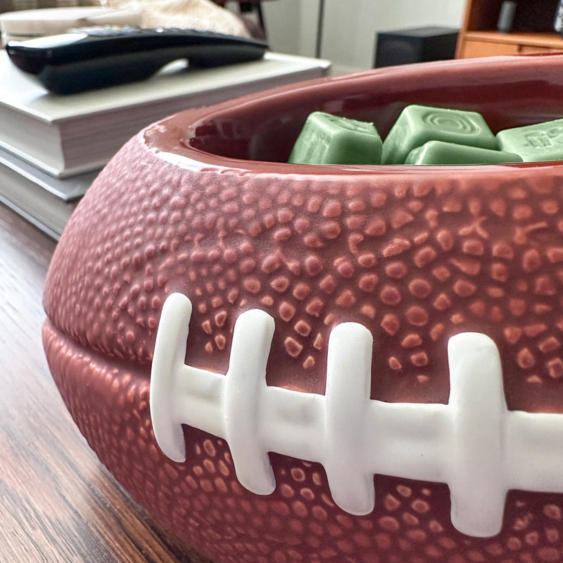 Huddle Up - August 2025 Scent & Warmer of the Month