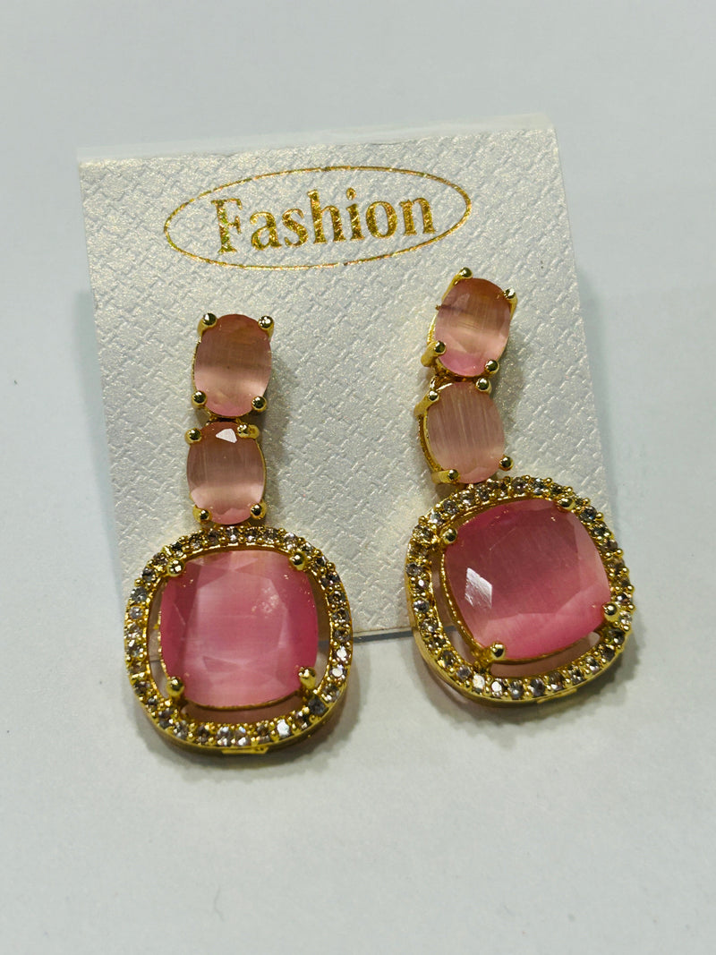 Earrings with golden polish