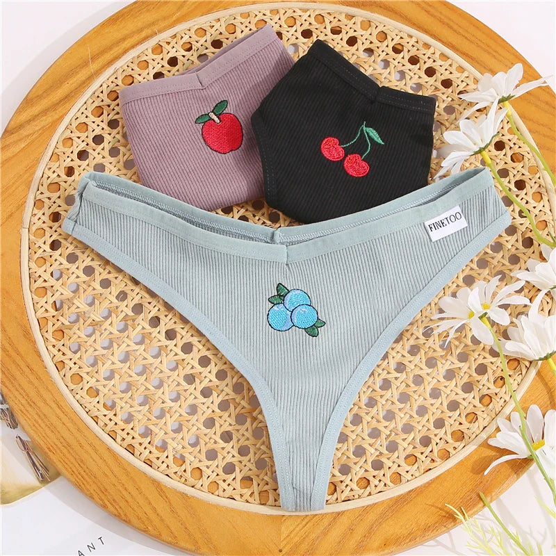 4Pcs/set Cotton Thongs Women Low-Rise Bikini Underwear M-XL Comfortable G-string Female Fruit Embroidery T-Back Panties Lingerie