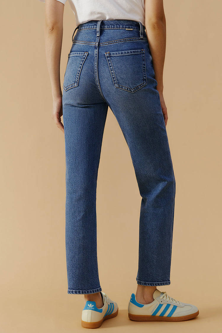Chelsea High Rise Straight Crop Jeans HJ005