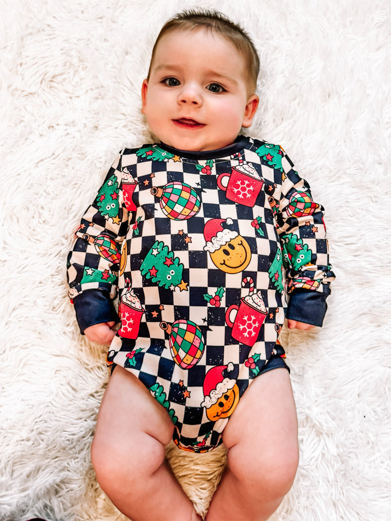 Retro ornament long sleeve leo