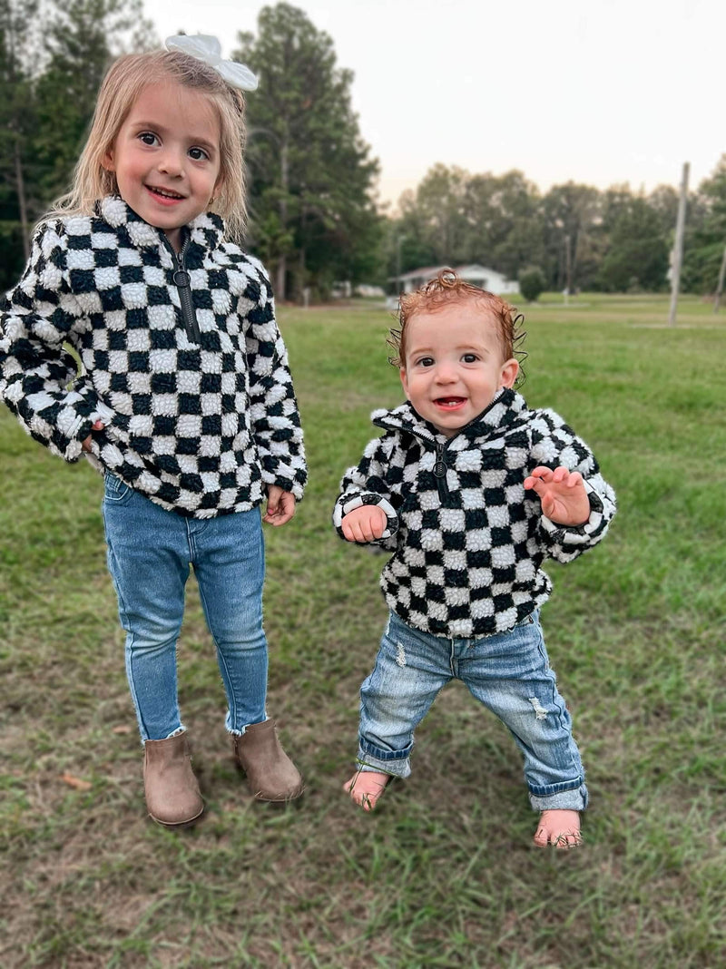 Black checkered print Sherpa