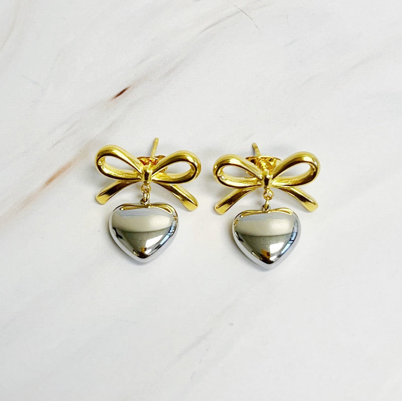 Mini Bow Mini Heart Earrings