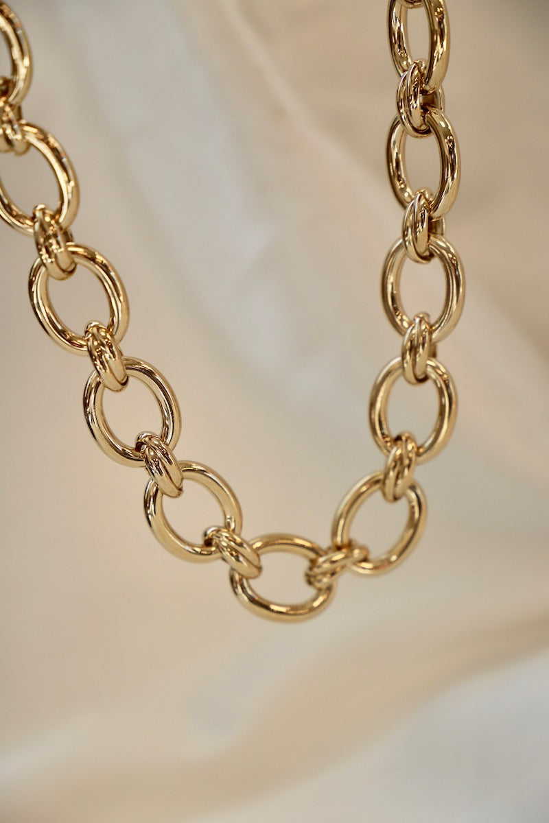 AMELIA STATEMENT CHAIN NECKLACE