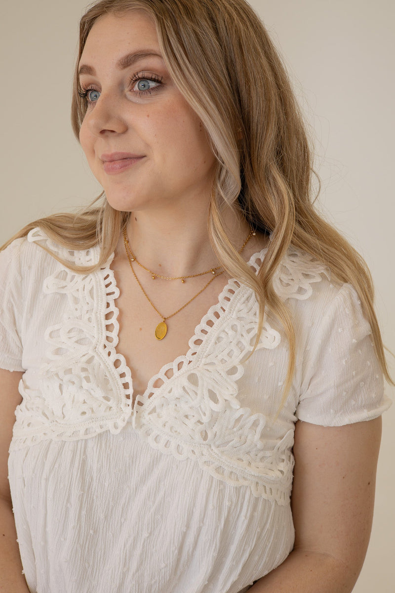 Bow Pendant Necklace