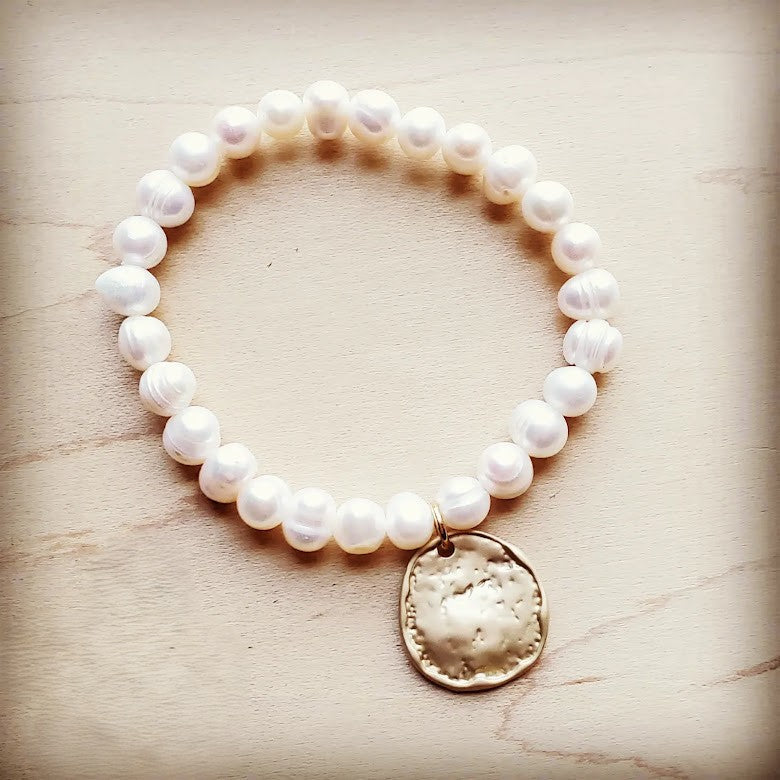 Freshwater Pearl Bracelet with Matte Gold Coin 804m