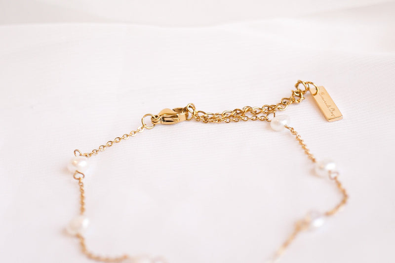 Evelynn Anklet in Freshwater Pearl