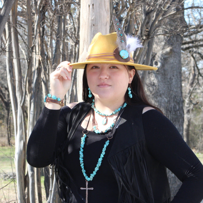Chunky Blue Turquoise Beaded Bracelet 809o