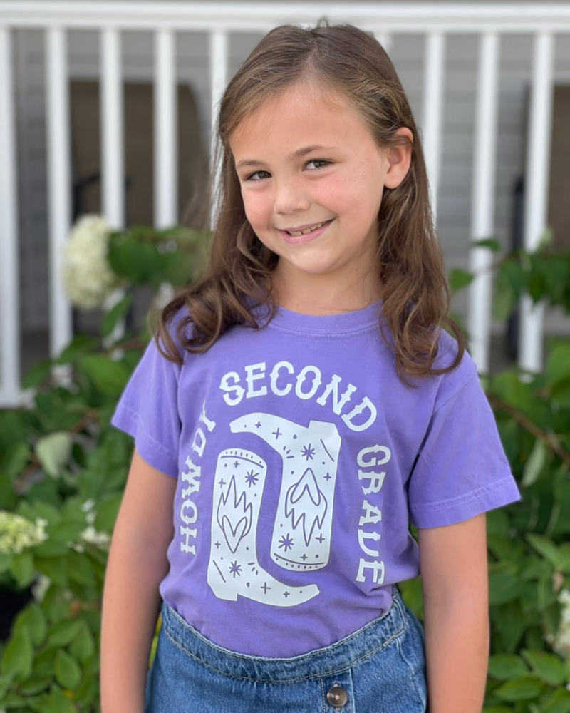 Howdy (Choose Your Grade) - YOUTH Comfort Colors Tee