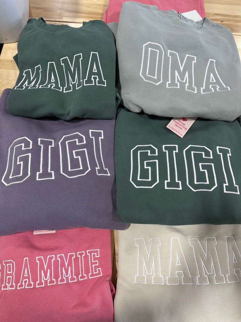 Embroidered PIGMENT Crewneck - OUTLINE NAME