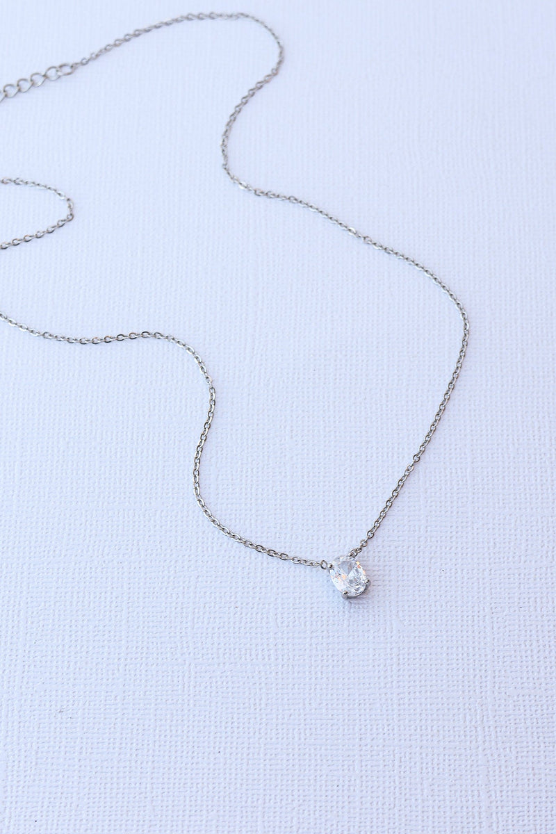 Mary Necklace