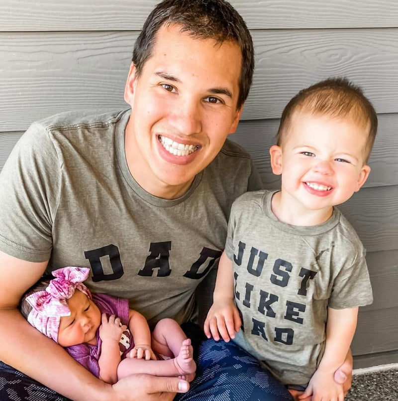 Dad - Arched Varsity - Unisex Tee