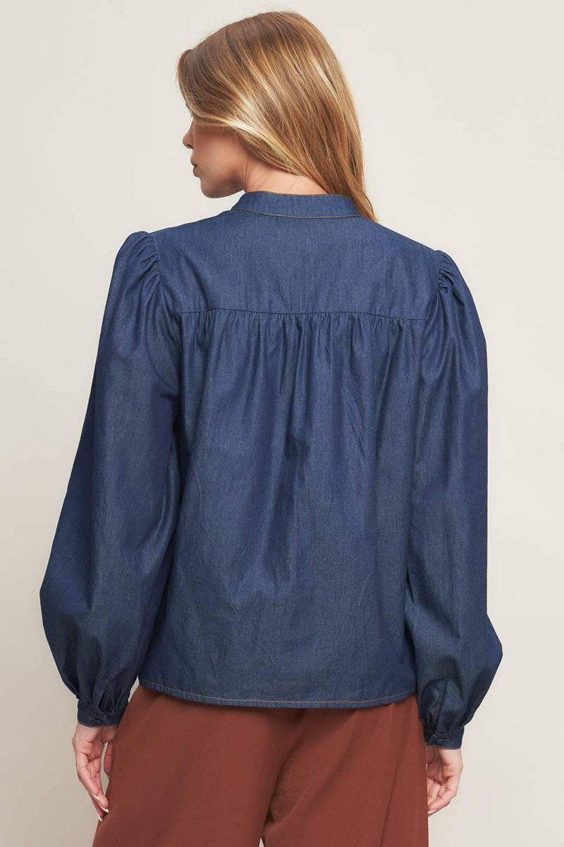 STITCH STORY LIGHTWEIGHT DENIM TOP