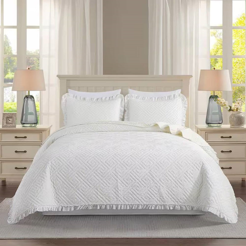 King size Ivory White Velvet Microfiber Polyester Reversible 3-Piece Quilt Set