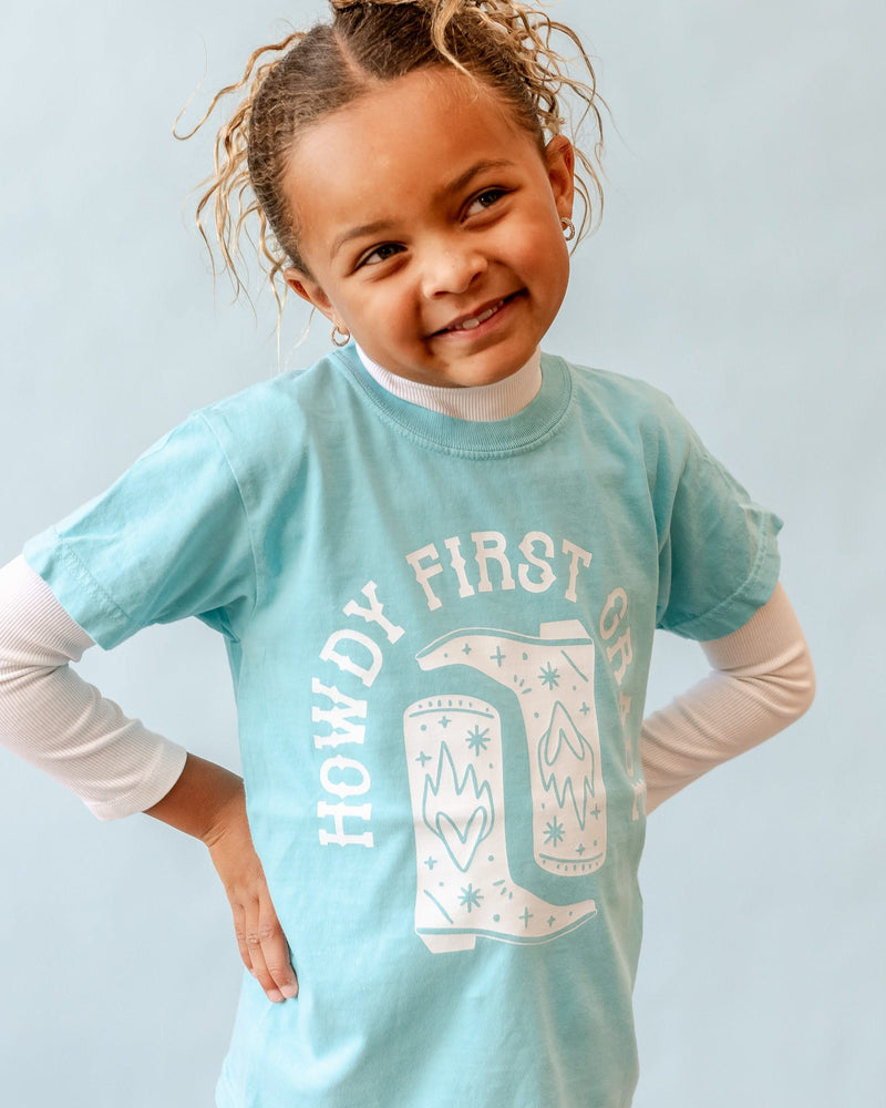 Howdy (Choose Your Grade) - YOUTH Comfort Colors Tee