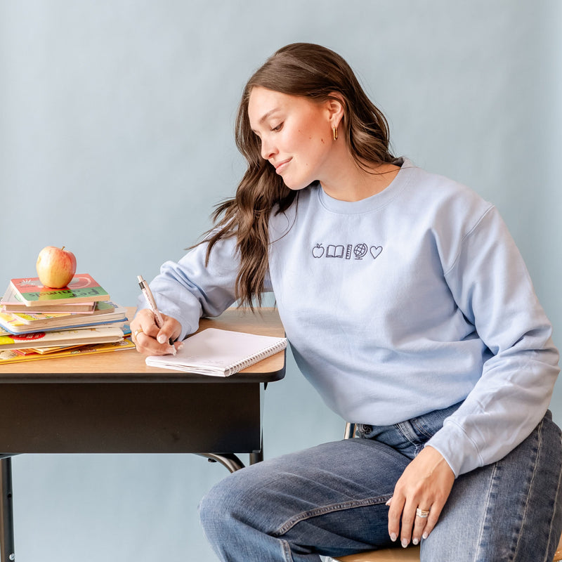 Embroidered BASIC Fleece - 5 School Things