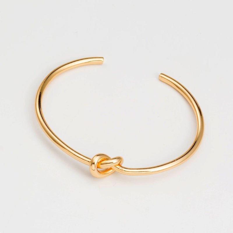 Dainty Love Knot Bracelet
