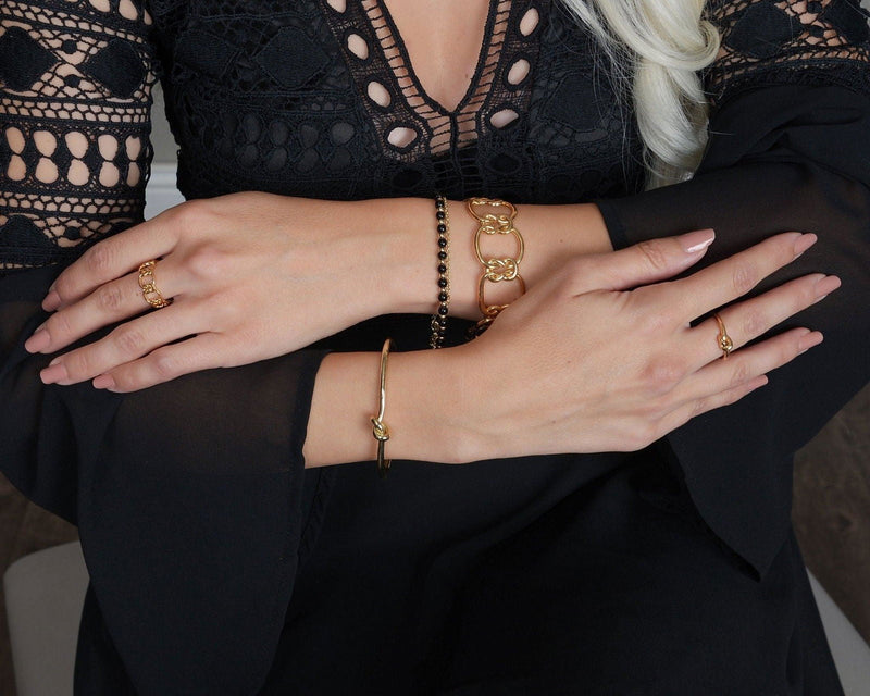 Dainty Love Knot Bracelet