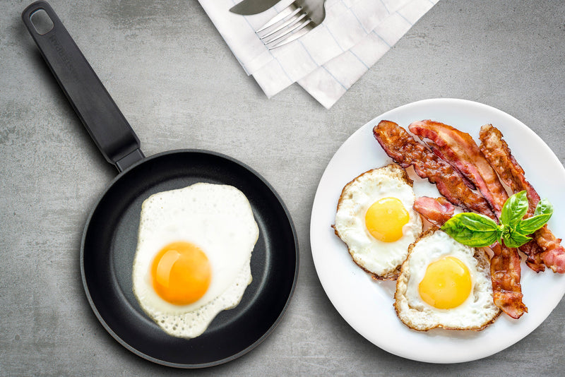 3 PACK BUNDLE - 8" FRY PAN + 9.5" FRY PAN + 11" FRY PAN, WITH BAKELITE HANDLE, CAST ALUMINUM WITH SUPERIOR NON-STICK