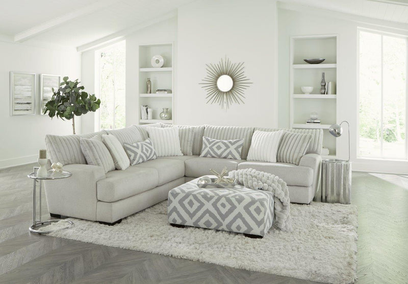 Mondo Sectional Collection