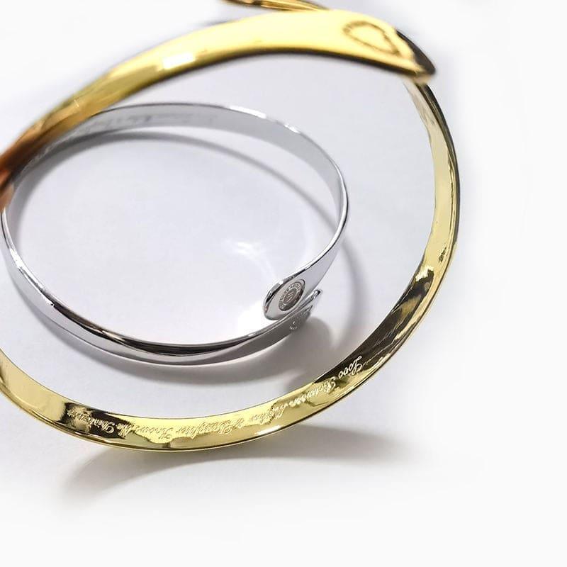 Engraved Mother Daughter Bracelets- Engraved Love Between Mother and Daughter Knows No Distance Bracelet