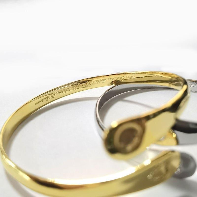 Engraved Mother Daughter Bracelets- Engraved Love Between Mother and Daughter Knows No Distance Bracelet