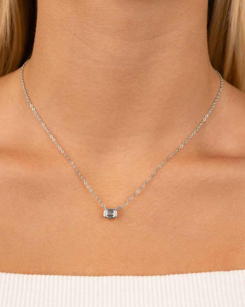 Sterling Silver Emerald Bezel Set Pendant