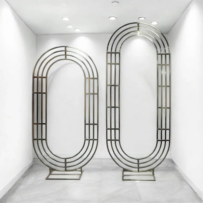 Noval Shiny Gold Wedding Backdrop Stand – Elegant Metal Arch