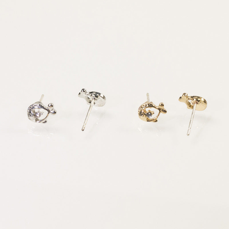 MIni Fish Stud Earring