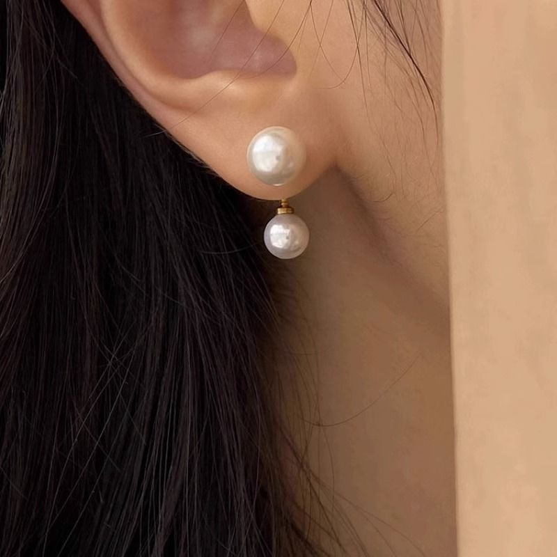 Small Pearl Earrings