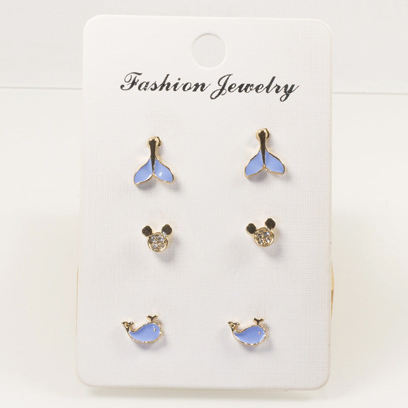 Blue Whale Tail Bear Stud Ear Set
