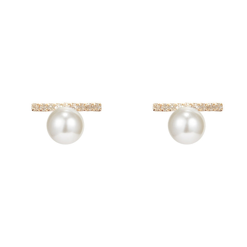Elegant Geometric Pearl Stud Earring
