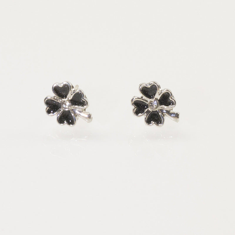 Classic Fashion Lucky Clover Earrings
