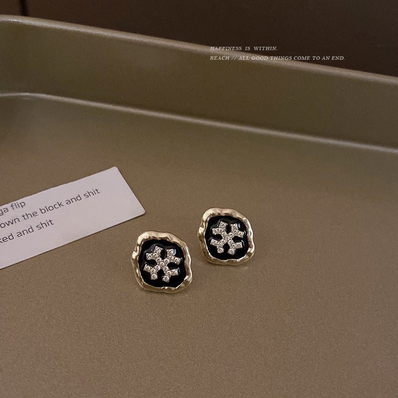 Irregular Round Snowflake Earrings for Women