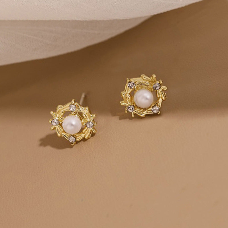 Pearl Flower Stud Earrings