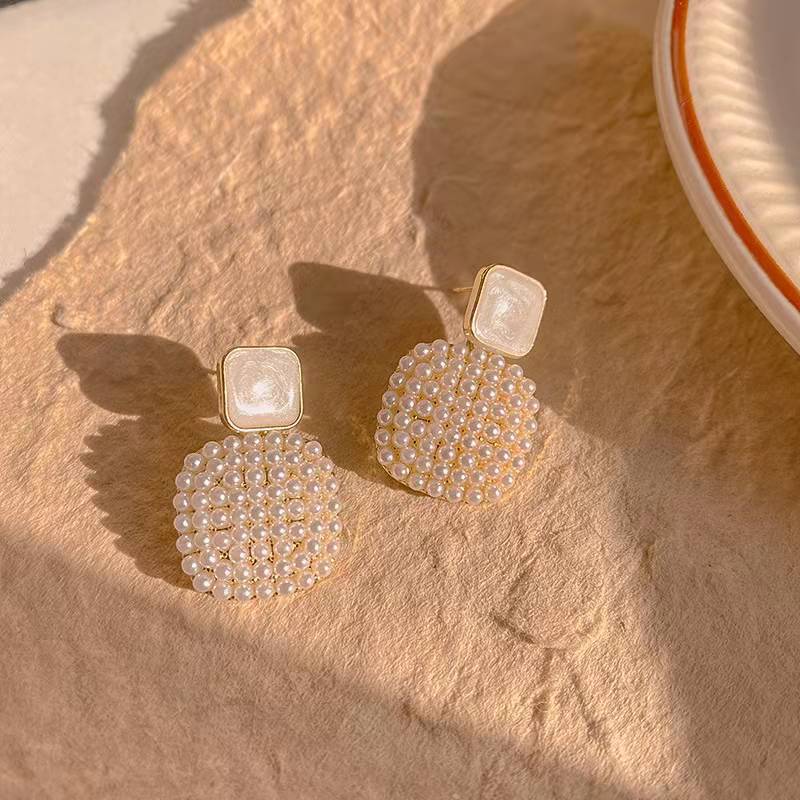 Simple White Square Pearl Pendant Earrings