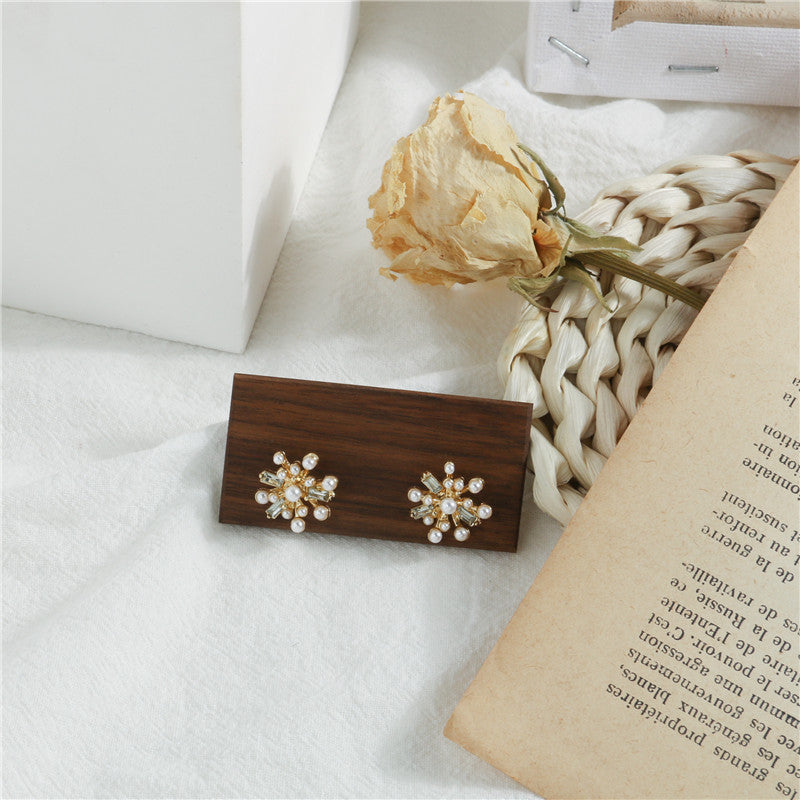 Pearl Rhinestone Firework Stud Earrings