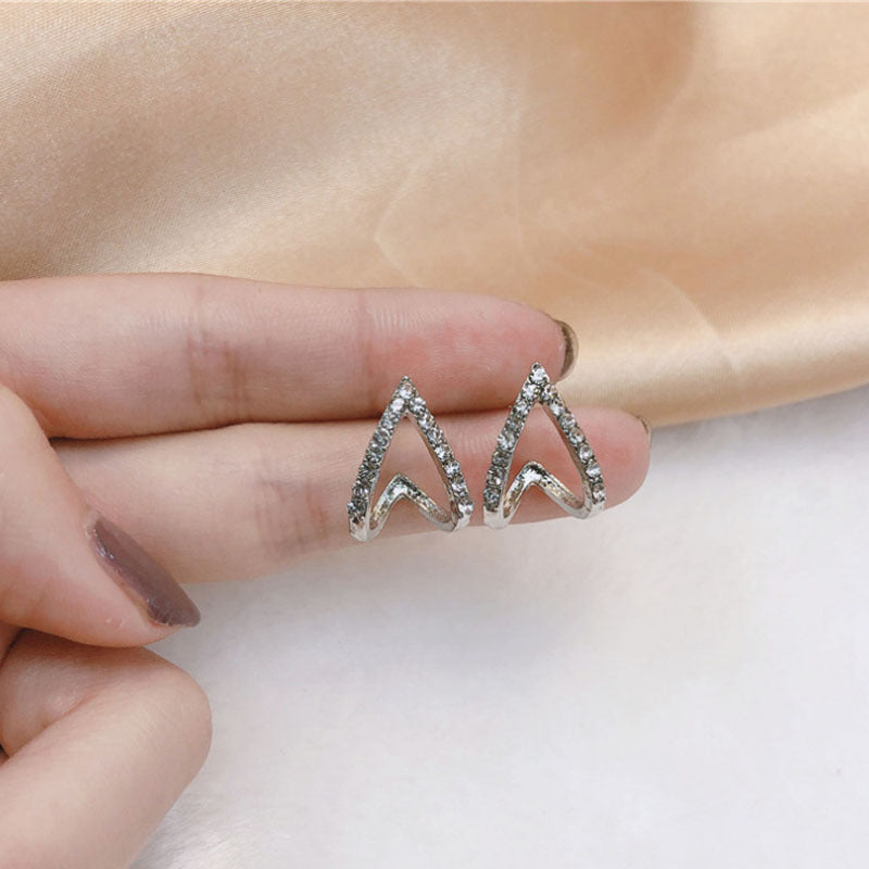 Hollow Triangle Heart Stud Earrings