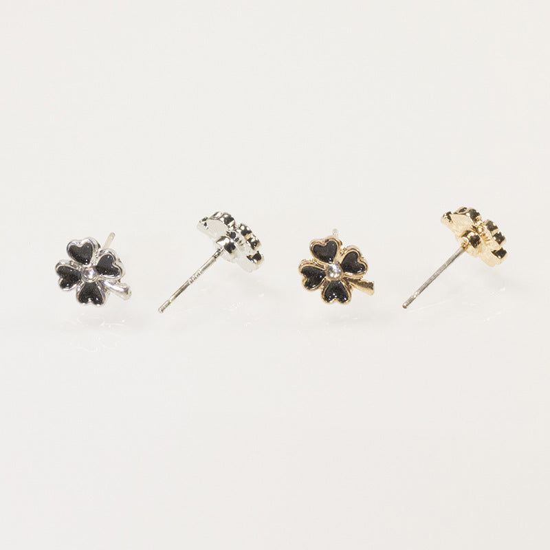 Classic Fashion Lucky Clover Earrings