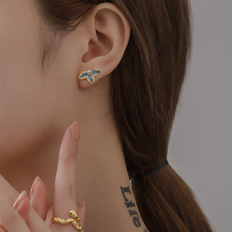Elegant Blue Tone Enamel Daisy Faux Pearl Stud Earrings
