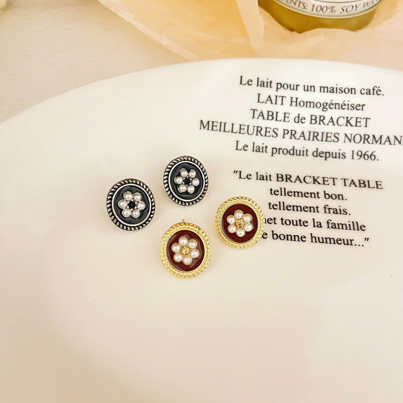 Flower Pearl Design Earrings Round Pearl Earrings