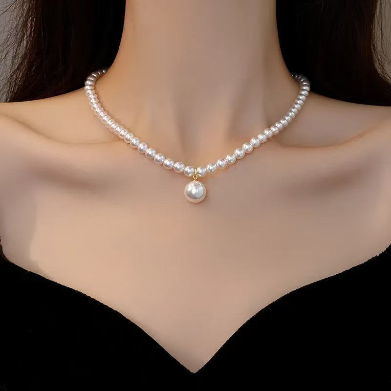 Vintage Multi Strands Pearl Pendant Necklace