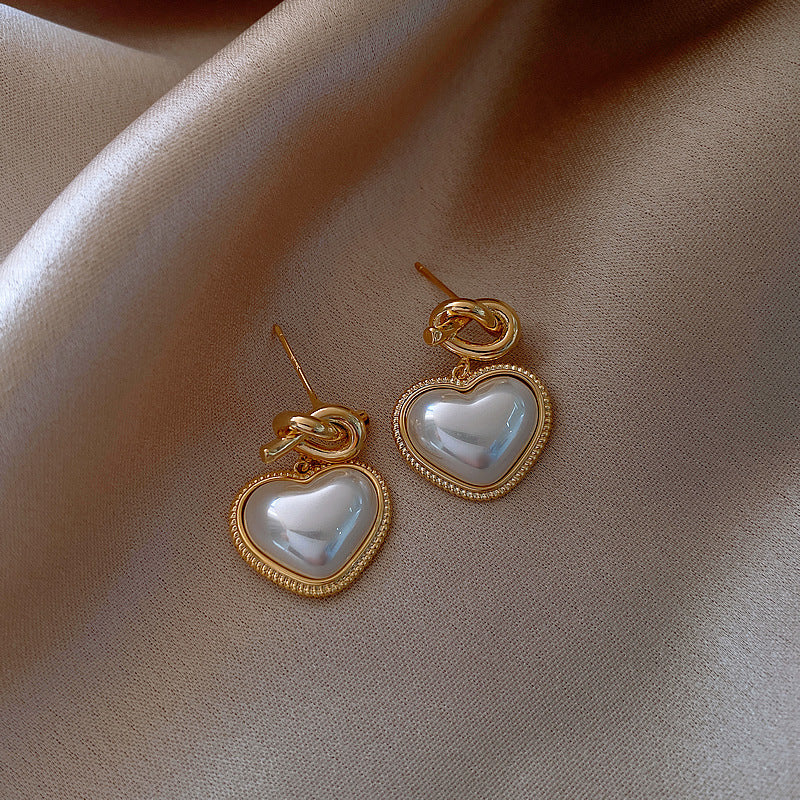 Pearl  Love Shape Earrings for Women