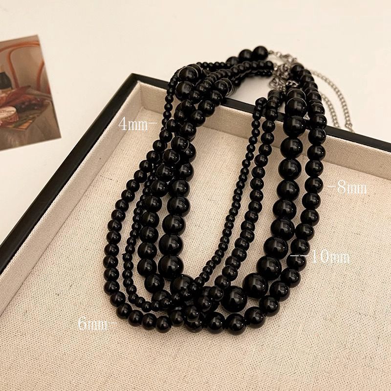 Retro Black Pearl Necklace