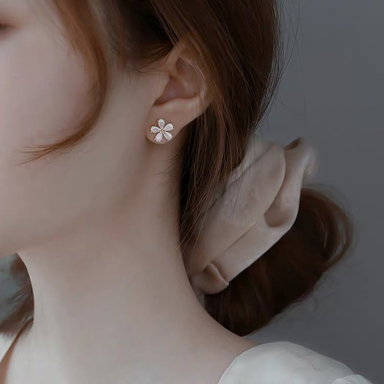 White Stone Flower Earring