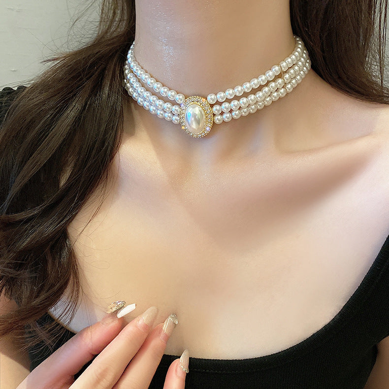 Handmade 3-Layer Retro Necklace for Women round Imitation Pearl Choker