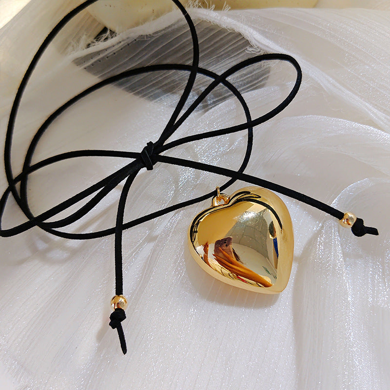 Goth Love Heart Pendant Necklace for Women